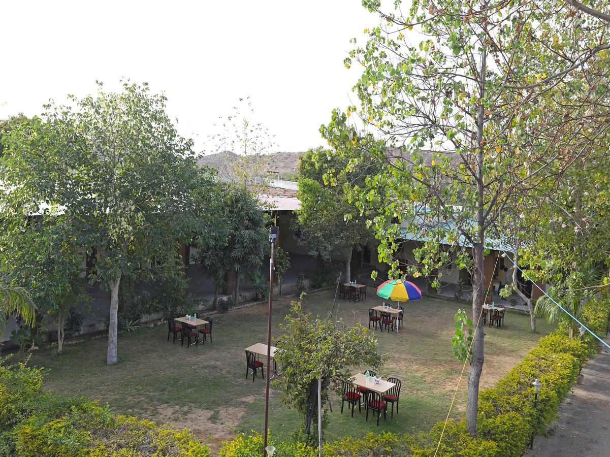Oyo 10936 Rajasthan Resort Pushkar Buitenkant foto