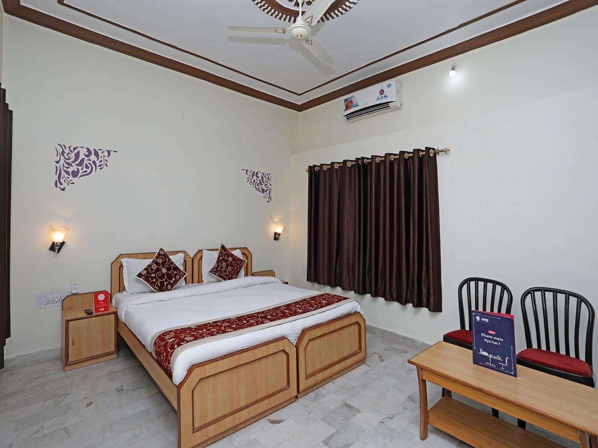 Oyo 10936 Rajasthan Resort Pushkar Buitenkant foto