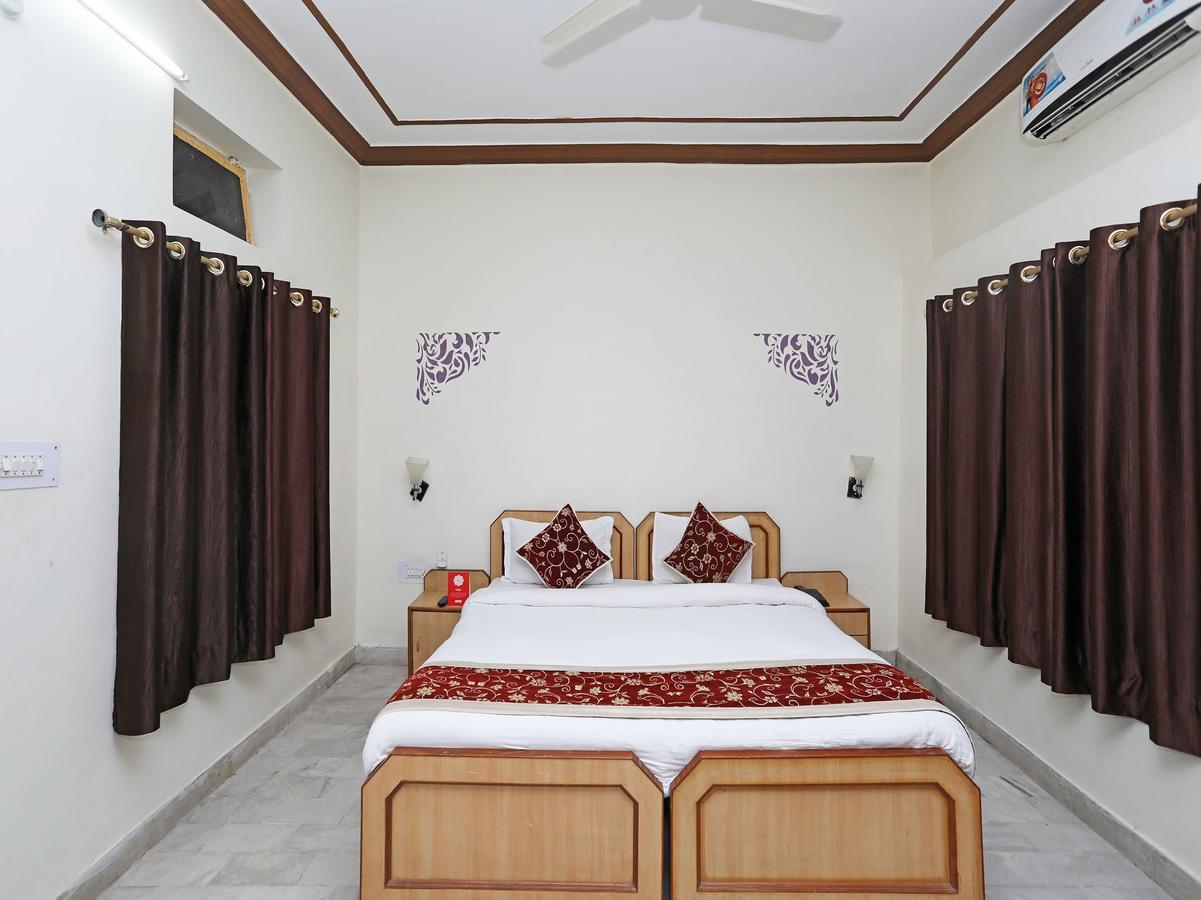 Oyo 10936 Rajasthan Resort Pushkar Buitenkant foto