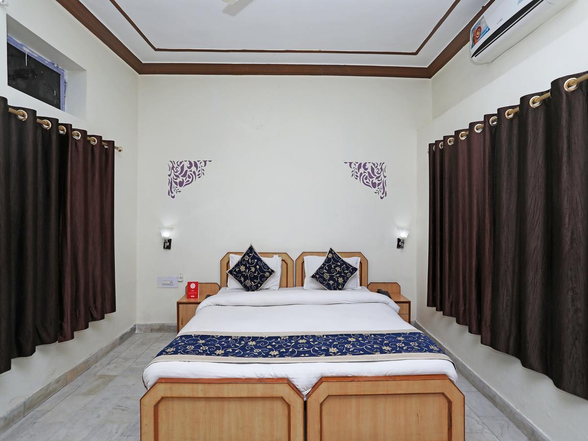 Oyo 10936 Rajasthan Resort Pushkar Buitenkant foto