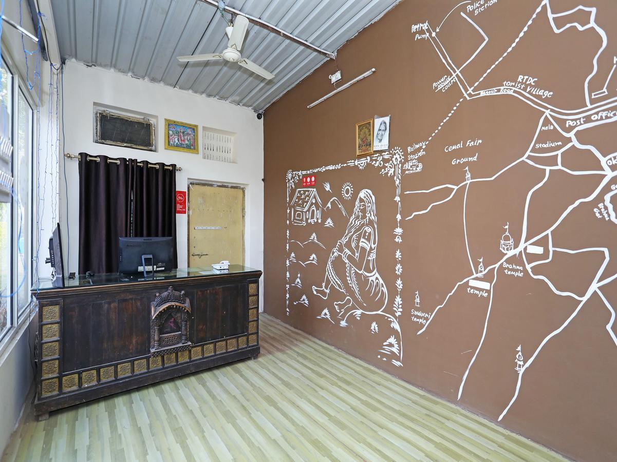 Oyo 10936 Rajasthan Resort Pushkar Buitenkant foto